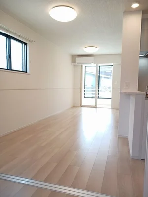 のマンスリーマンション・ウィークリーマンション「ワレアハレ佐原　Ⅱ 103・洋室(No.1287732)」メイン画像