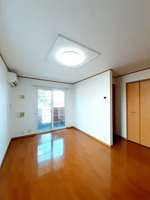 埼玉県のマンスリーマンション・ウィークリーマンション「サニ－プロムナ－ドⅡ 102・洋室(No.1287742)」メイン画像