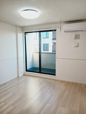 埼玉県のマンスリーマンション・ウィークリーマンション「グラン・シャトー武蔵嵐山Ａ 204・洋室(No.1287785)」メイン画像