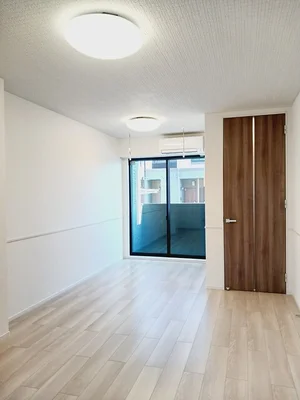 埼玉県のマンスリーマンション・ウィークリーマンション「グラン・シャトー武蔵嵐山Ａ 104・洋室(No.1287789)」メイン画像