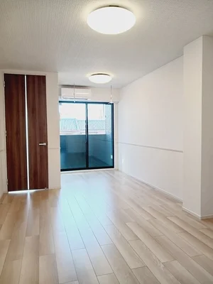 埼玉県のマンスリーマンション・ウィークリーマンション「グラン・シャトー武蔵嵐山Ａ 103・洋室(No.1287790)」メイン画像