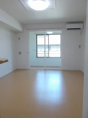 番田駅（福井県）のマンスリーマンション・ウィークリーマンション「フォレスタ　デ　フィオ－レ 104・洋室(No.1287909)」メイン画像