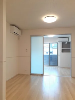 のマンスリーマンション・ウィークリーマンション「ベルアージュ 102・洋室(No.1287965)」メイン画像