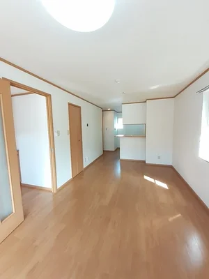 のマンスリーマンション・ウィークリーマンション「ｏＡｚｏ　Ｂ棟 105・洋室(No.1288161)」メイン画像