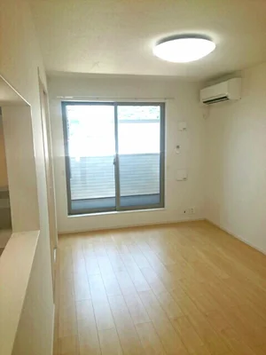 のマンスリーマンション・ウィークリーマンション「ファミーユ　朝日 204・洋室(No.1288276)」メイン画像