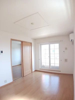 のマンスリーマンション・ウィークリーマンション「ドゥ・サンパティーク　Ｂ 201・洋室(No.1288389)」メイン画像