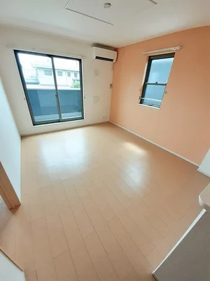 のマンスリーマンション・ウィークリーマンション「カーサ・アイリスⅢ 203・洋室(No.1288411)」メイン画像