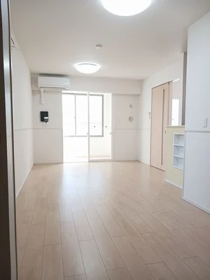 のマンスリーマンション・ウィークリーマンション「グランファミーユⅢ 104・洋室(No.1288463)」メイン画像