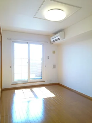 のマンスリーマンション・ウィークリーマンション「Ｃｉｅｌｏ　Ｓｅｒｅｎｏ 205・洋室(No.1288494)」メイン画像