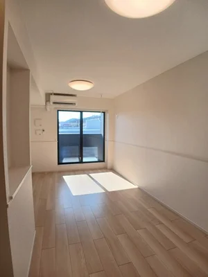 岡山県のマンスリーマンション・ウィークリーマンション「ココン 202・洋室(No.1288595)」メイン画像