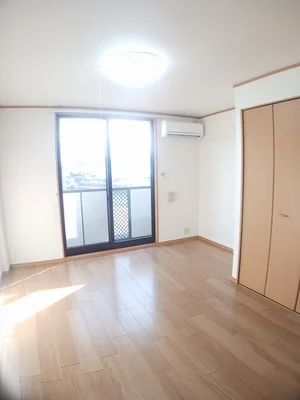 広島県のマンスリーマンション・ウィークリーマンション「ソシオグランデ 203・洋室(No.1288604)」メイン画像