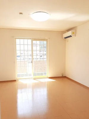 宮崎県のマンスリーマンション・ウィークリーマンション「ミニヨン　メゾン 104・洋室(No.1288638)」メイン画像