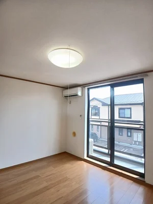 のマンスリーマンション・ウィークリーマンション「モンブラン　Ａ 204・洋室(No.1288684)」メイン画像