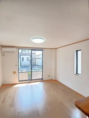 のマンスリーマンション・ウィークリーマンション「モンブラン　Ｂ 103・洋室(No.1288685)」メイン画像