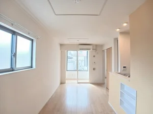 のマンスリーマンション・ウィークリーマンション「ＤＫ　Ａ＆Ｋ　Ⅱ 101・洋室(No.1288728)」メイン画像