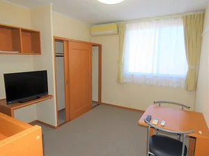 のマンスリーマンション・ウィークリーマンション「レオパレストゥロイメ２ 202(No.1288761)」メイン画像