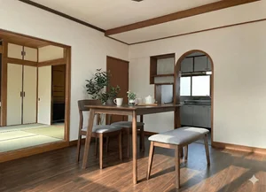 のマンスリーマンション・ウィークリーマンション「【1週間からOK】北海道余市の広々106㎡家具付きマンスリー戸建|最大8名まで相談可 2(No.1288793)」メイン画像