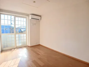 邑楽郡大泉町のマンスリーマンション・ウィークリーマンション「ヴィヴァーチェＡ 202・洋室(No.1288831)」メイン画像