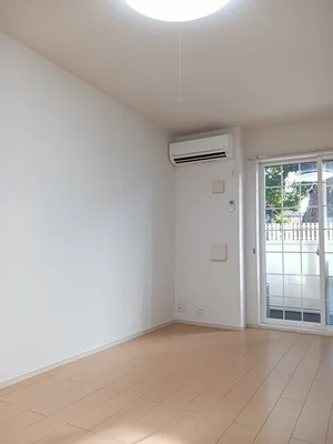 名古屋芸術大学東キャンパス周辺のマンスリーマンション・ウィークリーマンション「ドゥーハウスⅦ 102・洋室(No.1288887)」メイン画像