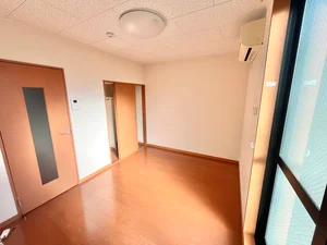 のマンスリーマンション・ウィークリーマンション「レオパレスカーマ９２９ 205(No.1289126)」メイン画像