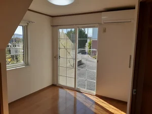 上田駅（長野県）のマンスリーマンション・ウィークリーマンション「エヴァーグリーン秋葉裏　Ｂ 102・洋室(No.1289329)」メイン画像