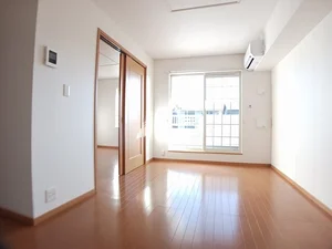 瑞穂市のマンスリーマンション・ウィークリーマンション「リバーサイドホヅミⅠ 203・洋室(No.1289419)」メイン画像