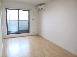 のマンスリーマンション・ウィークリーマンション「クレセント　太平通 303・洋室(No.1289434)」メイン画像