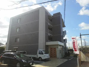 のマンスリーマンション・ウィークリーマンション「グランソレイユ　（川俣） 402・洋室(No.1289589)」メイン画像