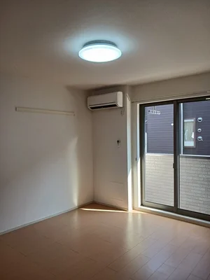 いよ立花駅（愛媛県）のマンスリーマンション・ウィークリーマンション「カーサ．ストーリア．Ａ 105・洋室(No.1289640)」メイン画像