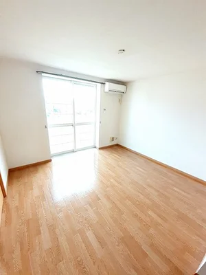 のマンスリーマンション・ウィークリーマンション「ソルボンヌ 203・洋室(No.1289669)」メイン画像