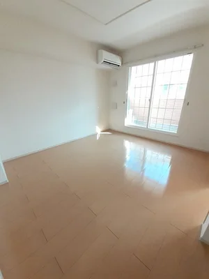 のマンスリーマンション・ウィークリーマンション「カーサプラシード 202・洋室(No.1289728)」メイン画像