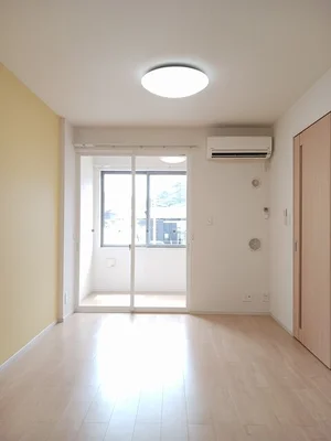 のマンスリーマンション・ウィークリーマンション「ヴィラ　サルビア 103・洋室(No.1289733)」メイン画像