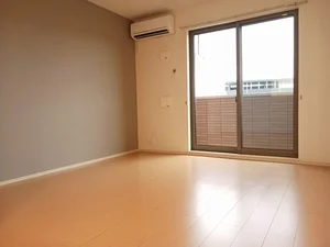 のマンスリーマンション・ウィークリーマンション「カーサ　ベルデ 102・洋室(No.1289917)」メイン画像