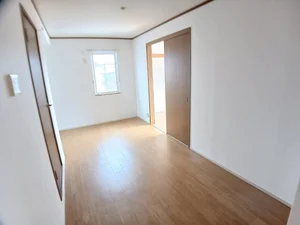 のマンスリーマンション・ウィークリーマンション「ＣＨＩＶＥ　Ａ 201・洋室(No.1289977)」メイン画像