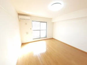 のマンスリーマンション・ウィークリーマンション「サンカルティエ大我 105・洋室(No.1290041)」メイン画像