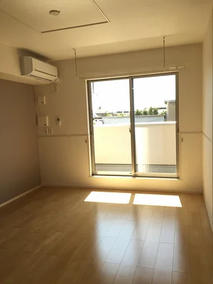 のマンスリーマンション・ウィークリーマンション「ティー・サンティール 205・洋室(No.1290056)」メイン画像