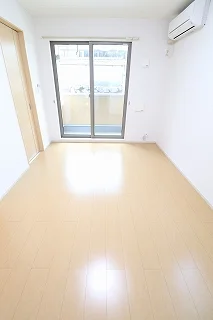 のマンスリーマンション・ウィークリーマンション「メイ・ピース 105・洋室(No.1290161)」メイン画像