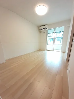 のマンスリーマンション・ウィークリーマンション「サン　カームⅡ 104・洋室(No.1290167)」メイン画像