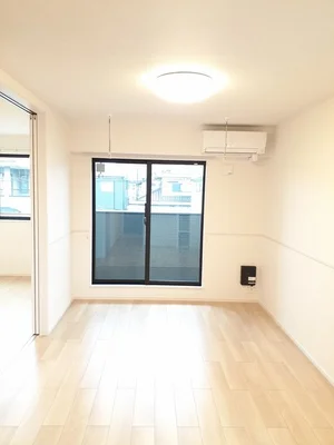 のマンスリーマンション・ウィークリーマンション「ル　ソレイユⅠ 204・洋室(No.1290500)」メイン画像