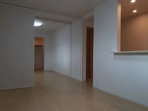 産業能率大学湘南キャンパス周辺のマンスリーマンション・ウィークリーマンション「パルテール・キャトル 101・洋室(No.1290562)」メイン画像