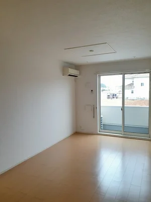 のマンスリーマンション・ウィークリーマンション「メゾンサンパティーク　Ⅱ棟 103・洋室(No.1290665)」メイン画像