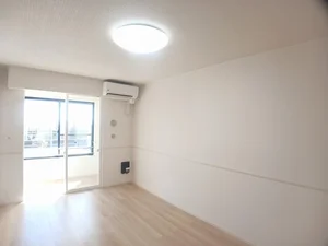 のマンスリーマンション・ウィークリーマンション「エヴァ　グリーン　ヴィラⅠ 101・洋室(No.1290698)」メイン画像