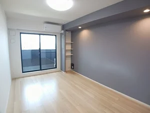 のマンスリーマンション・ウィークリーマンション「ヒカルサ奈良大森西サウス 302・洋室(No.1290702)」メイン画像