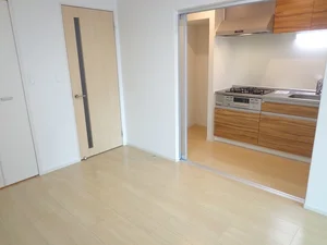 藍野大学短期大学部大阪茨木キャンパス周辺のマンスリーマンション・ウィークリーマンション「グランシャリオ 202・洋室(No.1290729)」メイン画像