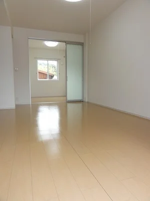 徳山中央病院周辺のマンスリーマンション・ウィークリーマンション「サンフェース潮音 102・洋室(No.1290803)」メイン画像