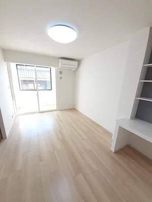 徳山駅（山口県）のマンスリーマンション・ウィークリーマンション「ワイズ　プラネッツ 105・洋室(No.1290817)」メイン画像