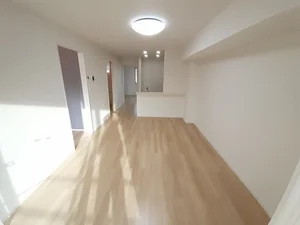 のマンスリーマンション・ウィークリーマンション「ティ・グラン　Ⅱ 102・洋室(No.1290852)」メイン画像