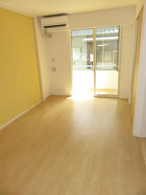 中津市立中津市民病院周辺のマンスリーマンション・ウィークリーマンション「さくらみらい２２ 101・洋室(No.1290867)」メイン画像