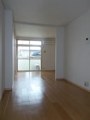 のマンスリーマンション・ウィークリーマンション「グリーンヒルズ藤本 201・洋室(No.1290872)」メイン画像