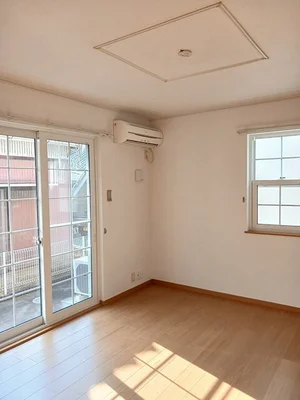 静岡県のマンスリーマンション・ウィークリーマンション「Ｌｏｒｄ　Ｖａｌｌｅｙ　Ⅱ 102・洋室(No.1291063)」メイン画像